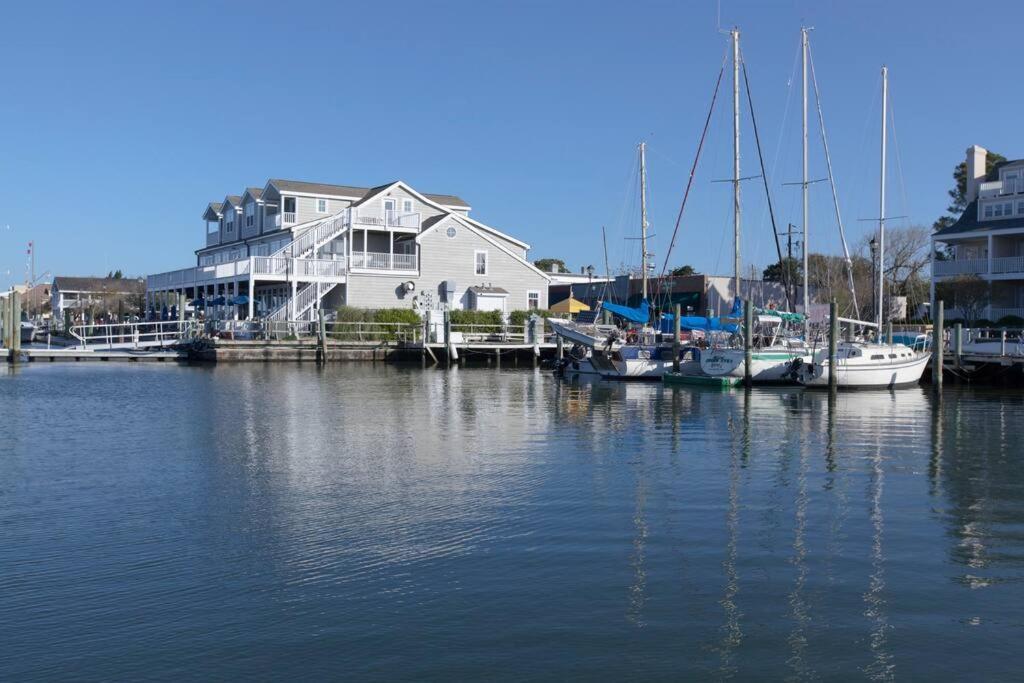 Beaufort Harbour Suites East Lodge Buitenkant foto